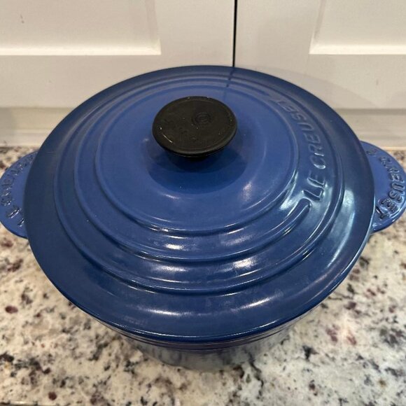 Le Creuset Cast Iron Rice Pot - Picture 2 of 9